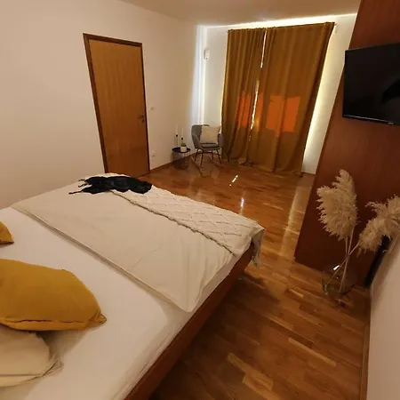 Holiday House Marea With Jacuzzi Crikvenica Exterior photo