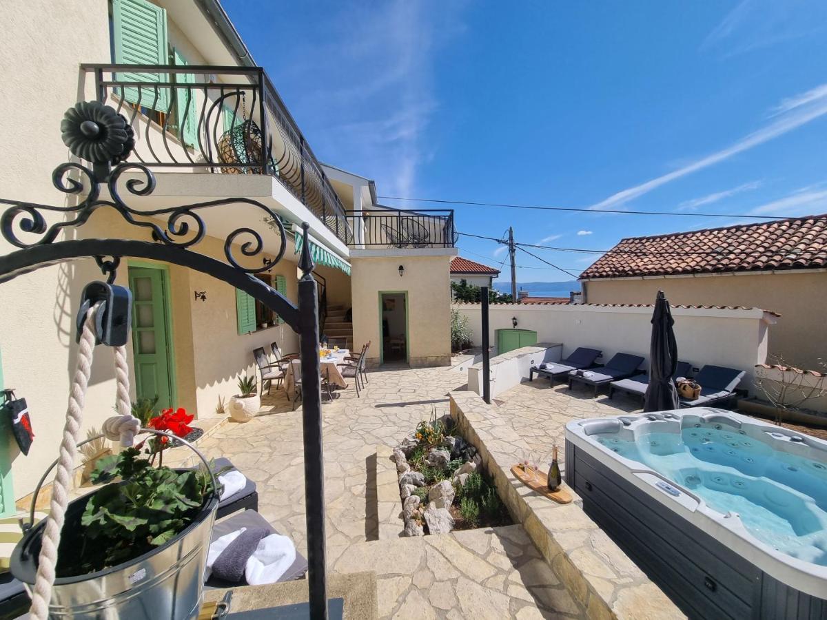 Holiday home House Marea With Jacuzzi Crikvenica