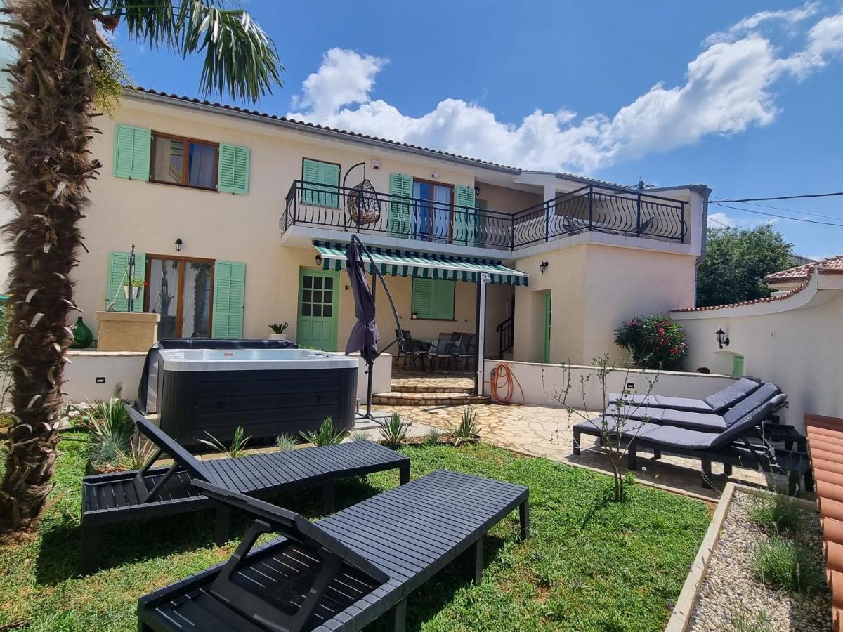 Holiday home House Marea With Jacuzzi Crikvenica